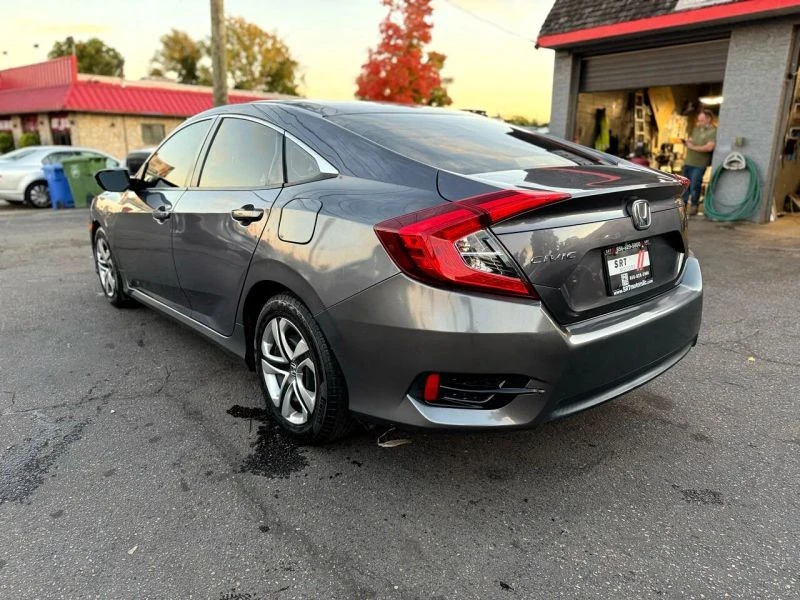 2016 Honda Civic 10th Gen - Image 6 of 12