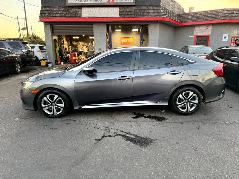 2016 Honda Civic 10th Gen - Image 5 of 12