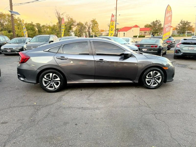 2016 Honda Civic 10th Gen - Image 4 of 12