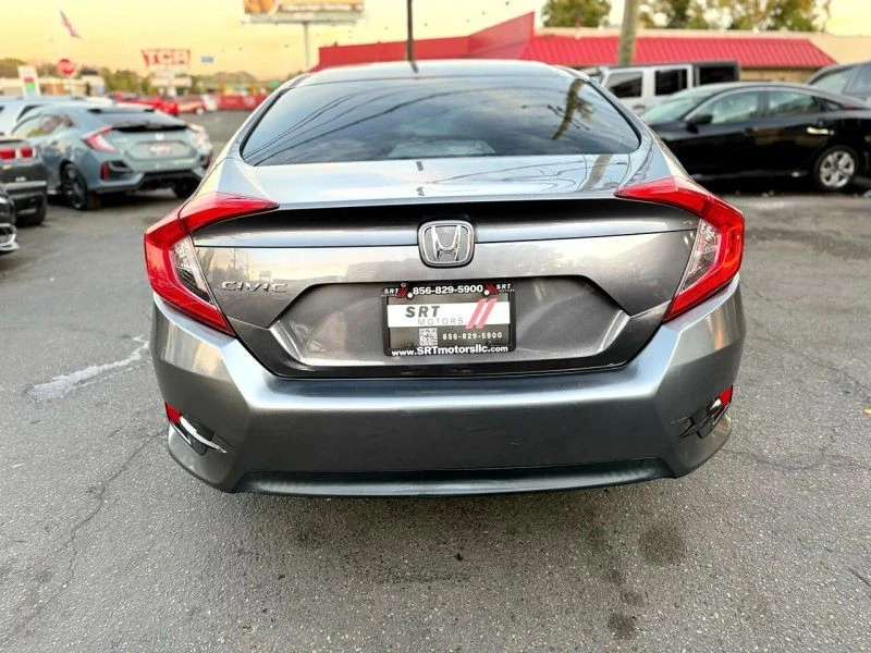 2016 Honda Civic 10th Gen - Image 7 of 12