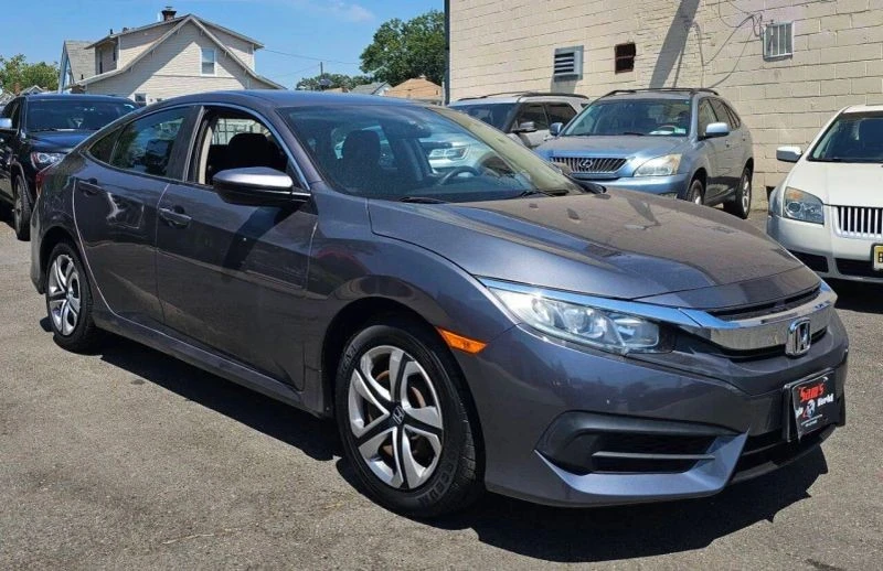2016 Honda Civic 10th Gen - Image 8 of 12