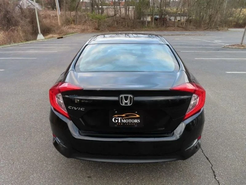 2016 Honda Civic 10th Gen - Image 10 of 12