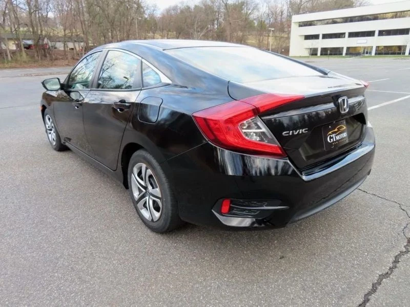 2016 Honda Civic 10th Gen - Image 8 of 12