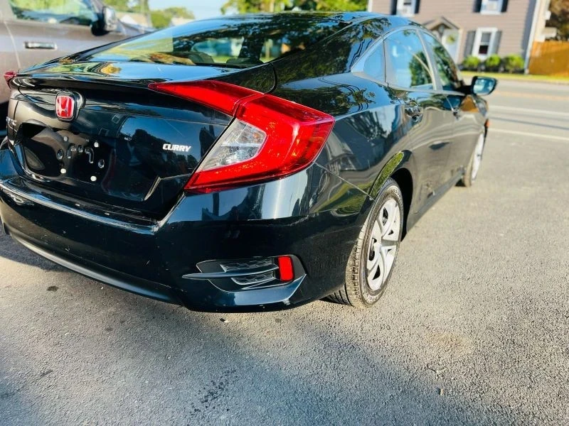 2016 Honda Civic 10th Gen - Image 5 of 12