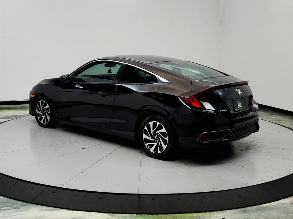 2016 Honda Civic 10th Gen - Image 7 of 31