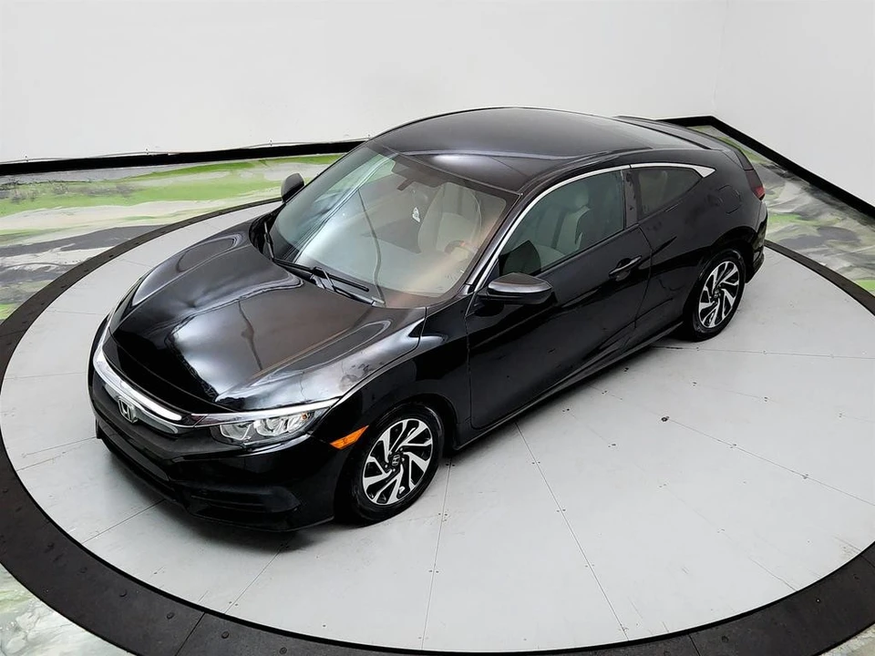 2016 Honda Civic 10th Gen - Image 26 of 31
