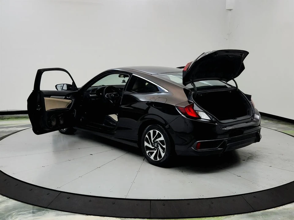 2016 Honda Civic 10th Gen - Image 12 of 31