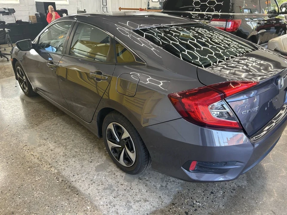 2016 Honda Civic 10th Gen - Image 12 of 14