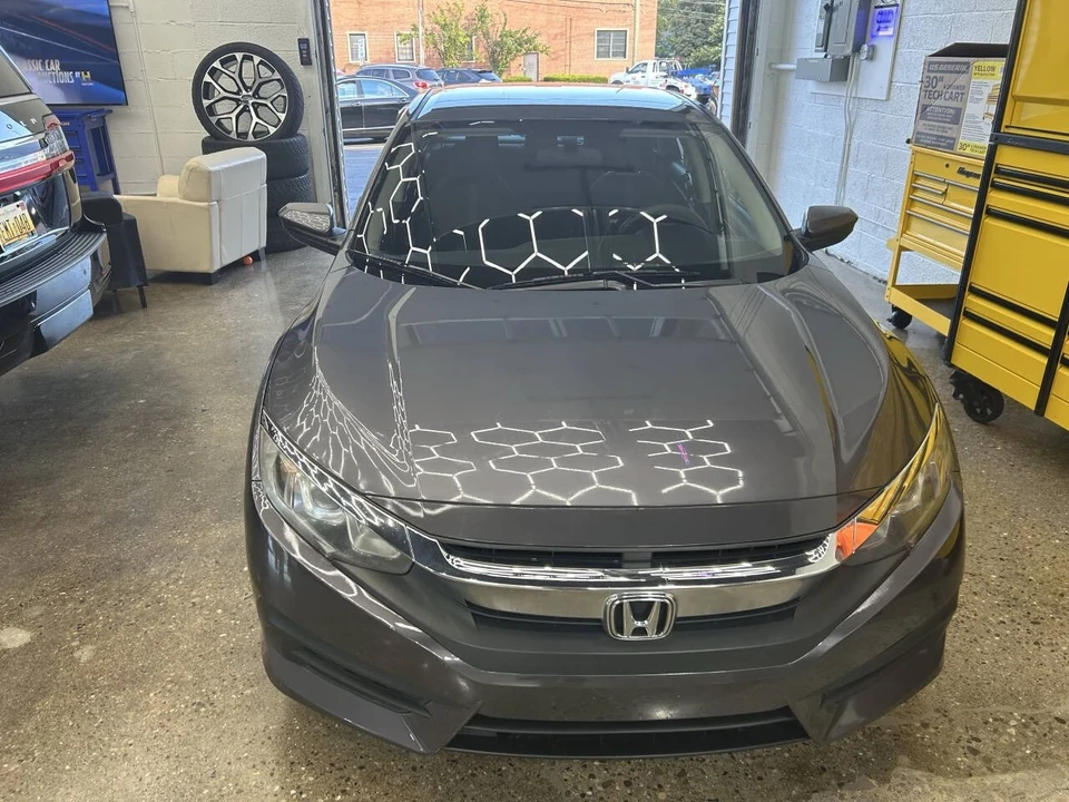 2016 Honda Civic 10th Gen - Image 6 of 14