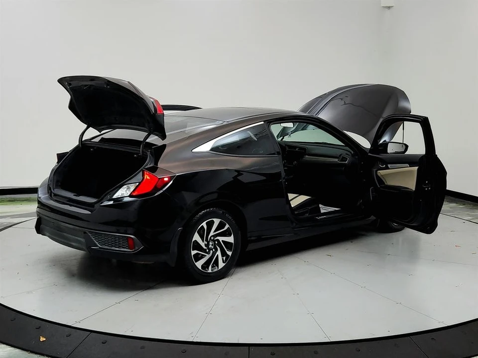 2016 Honda Civic 10th Gen - Image 11 of 12
