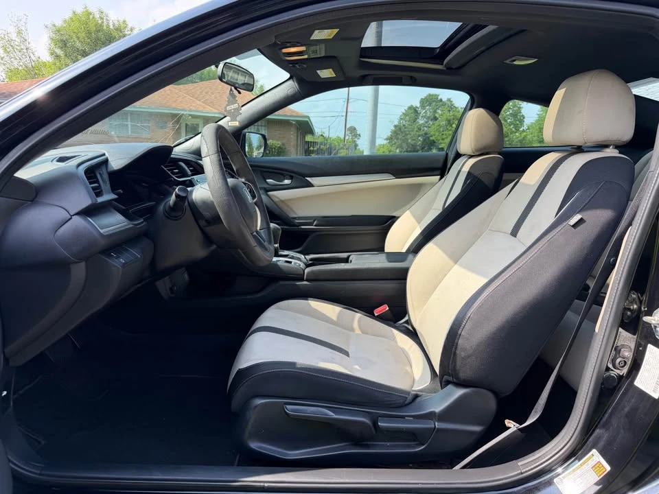 2016 Honda Civic 10th Gen - Image 10 of 15