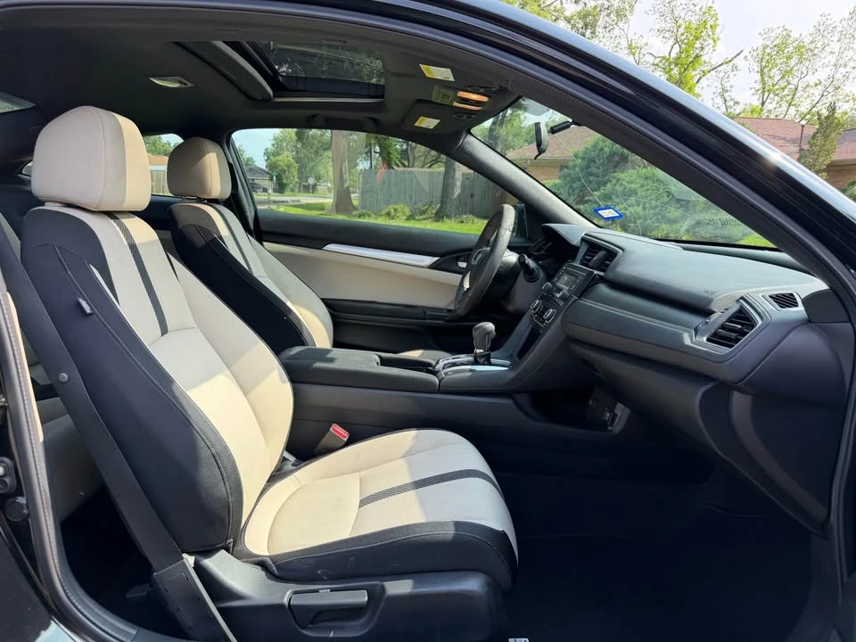 2016 Honda Civic 10th Gen - Image 13 of 15