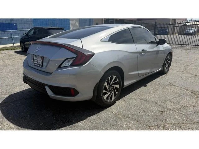 2016 Honda Civic 10th Gen - Image 3 of 7