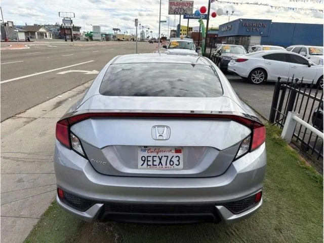 2016 Honda Civic 10th Gen - Image 5 of 9