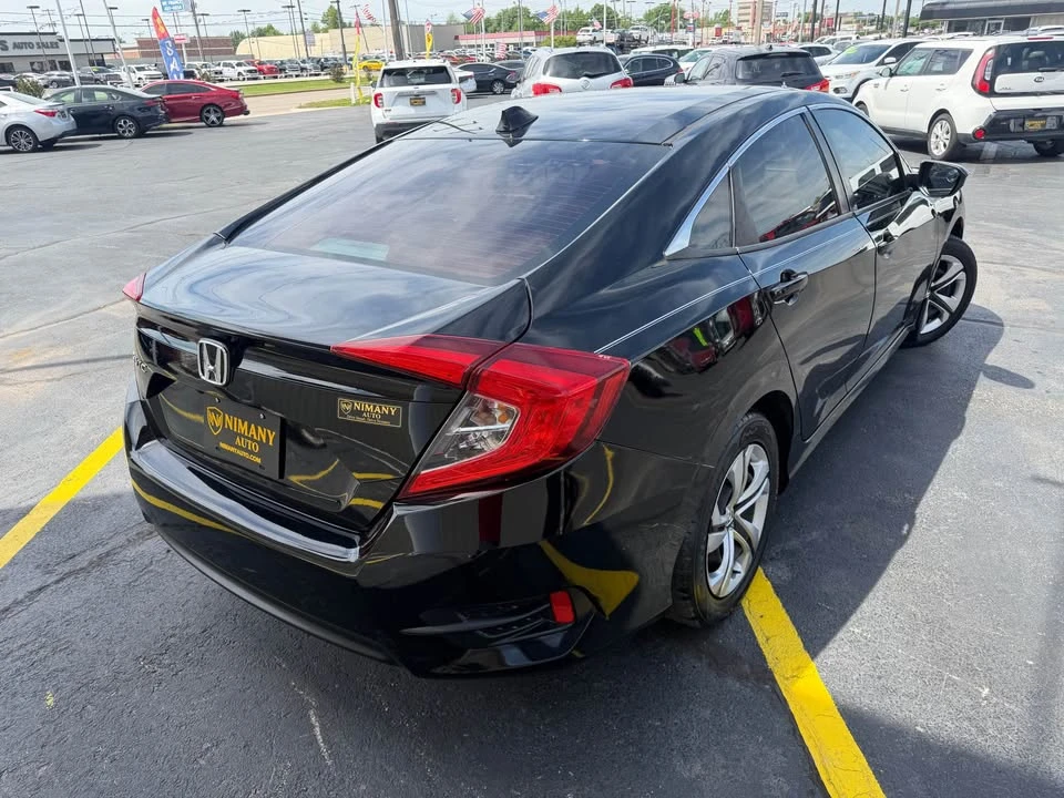 2016 Honda Civic 10th Gen - Image 16 of 18