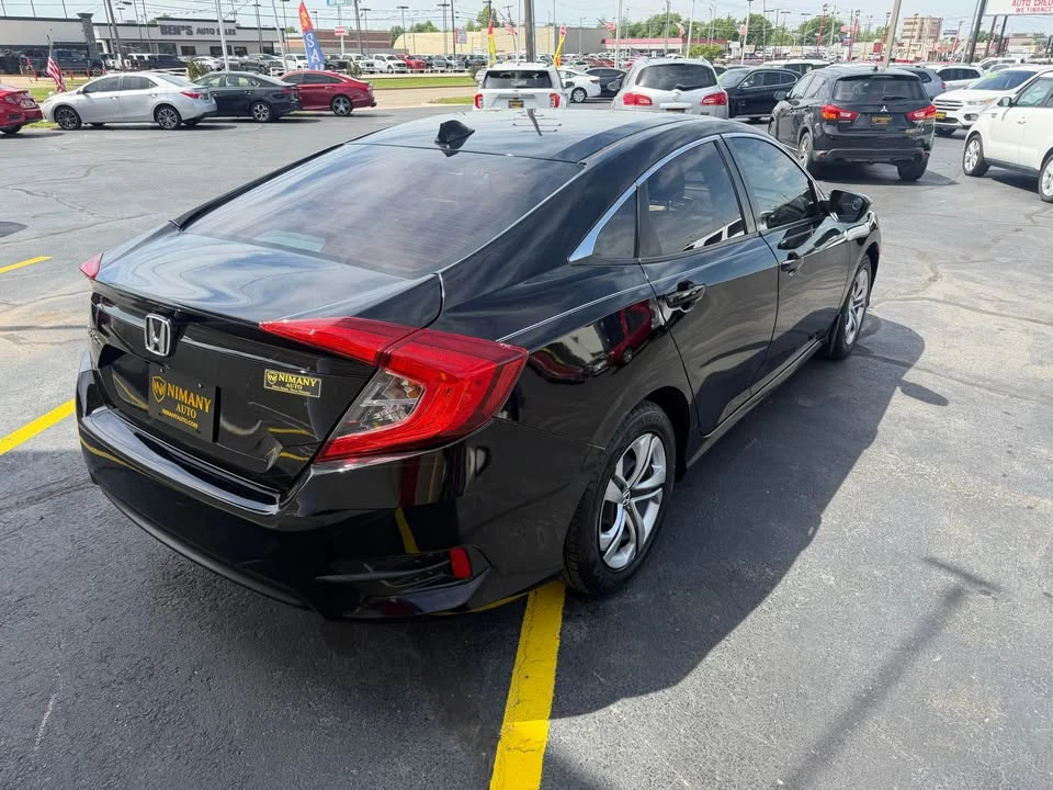 2016 Honda Civic 10th Gen - Image 3 of 18
