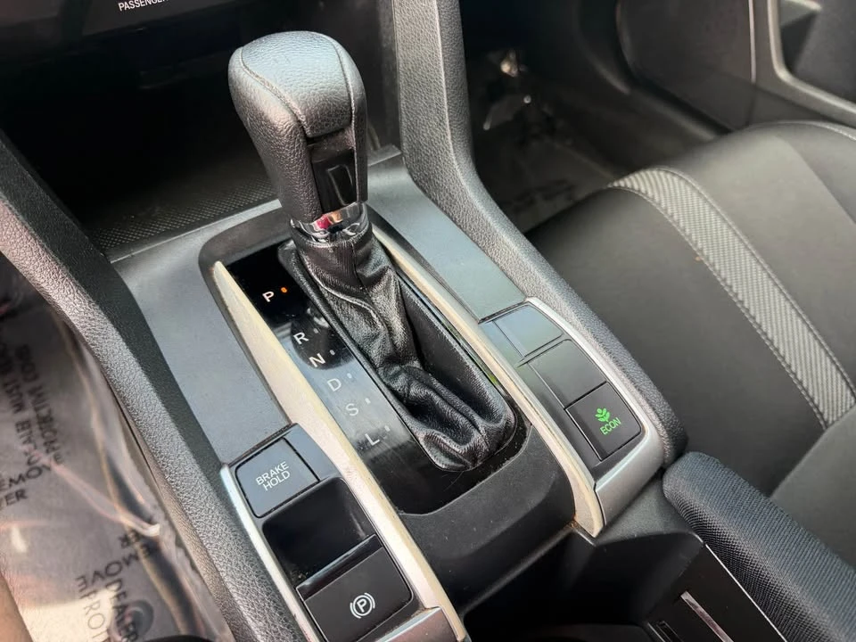 2016 Honda Civic 10th Gen - Image 13 of 18