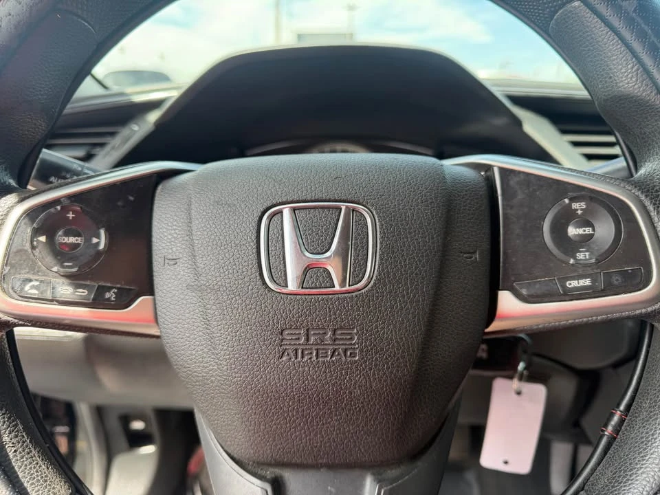 2016 Honda Civic 10th Gen - Image 9 of 18