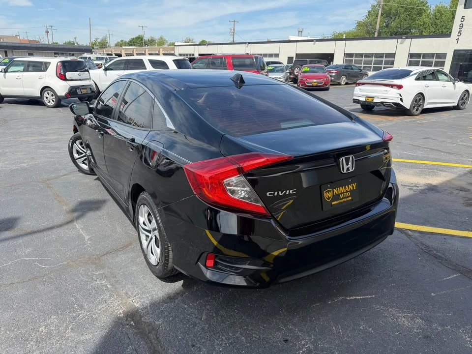 2016 Honda Civic 10th Gen - Image 17 of 18