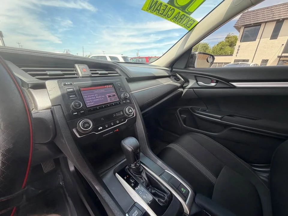 2016 Honda Civic 10th Gen - Image 14 of 18