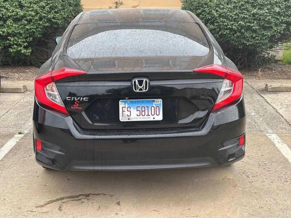 2016 Honda Civic 10th Gen - Image 2 of 8