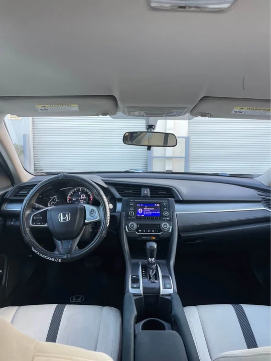 2016 Honda Civic 10th Gen - Image 9 of 12
