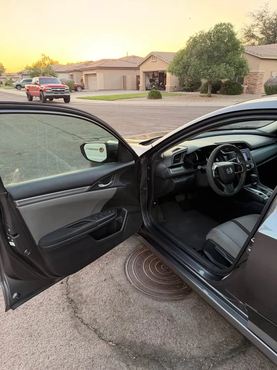 2016 Honda Civic 10th Gen - Image 7 of 13