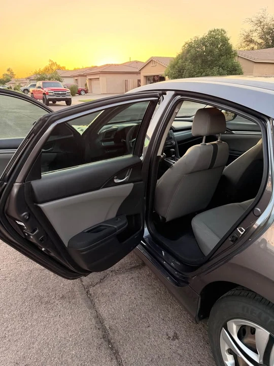 2016 Honda Civic 10th Gen - Image 12 of 13