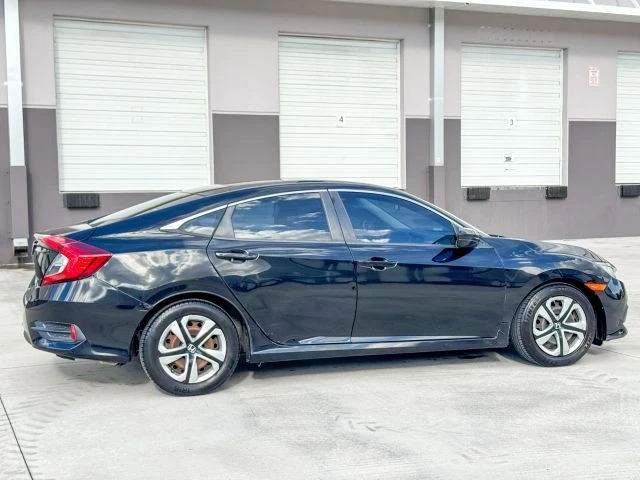 2016 Honda Civic 10th Gen - Image 6 of 21