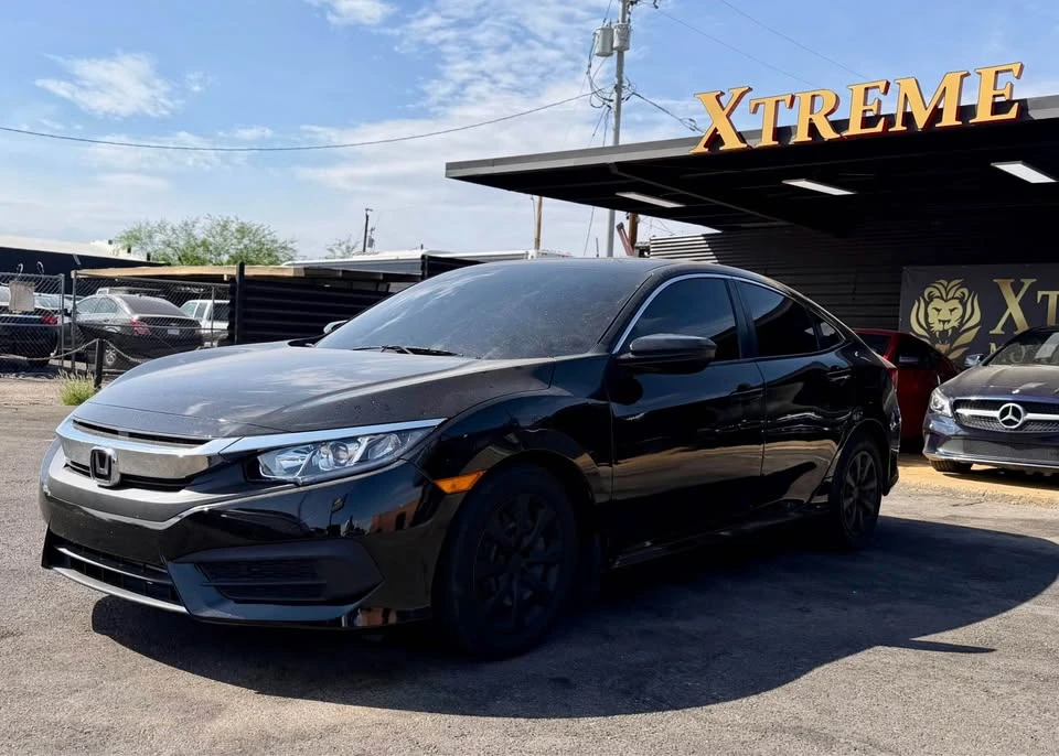 2016 Honda Civic 10th Gen - Image 5 of 5