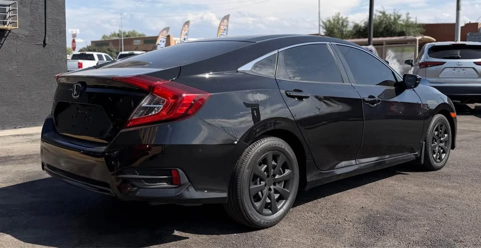 2016 Honda Civic 10th Gen - Image 3 of 5