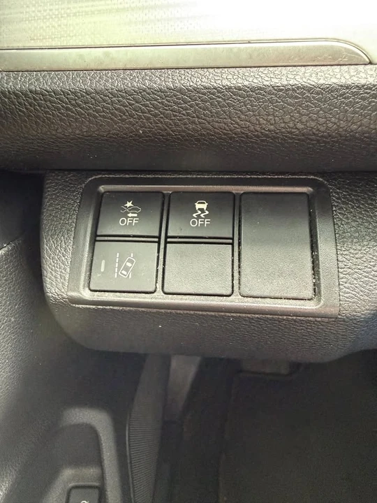 2016 Honda Civic 10th Gen - Image 12 of 15