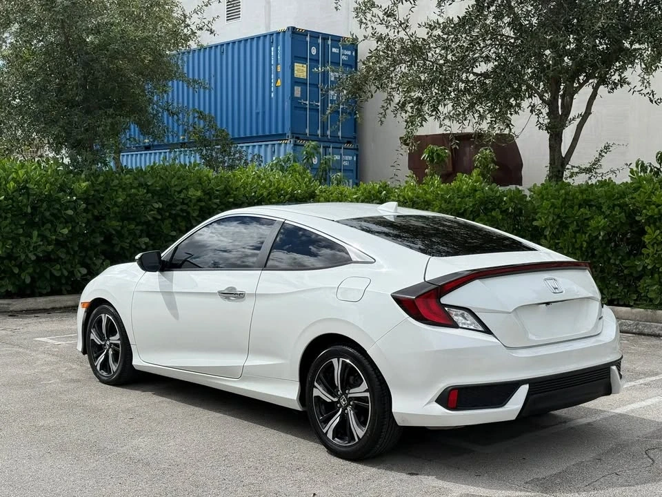 2016 Honda Civic 10th Gen - Image 2 of 15