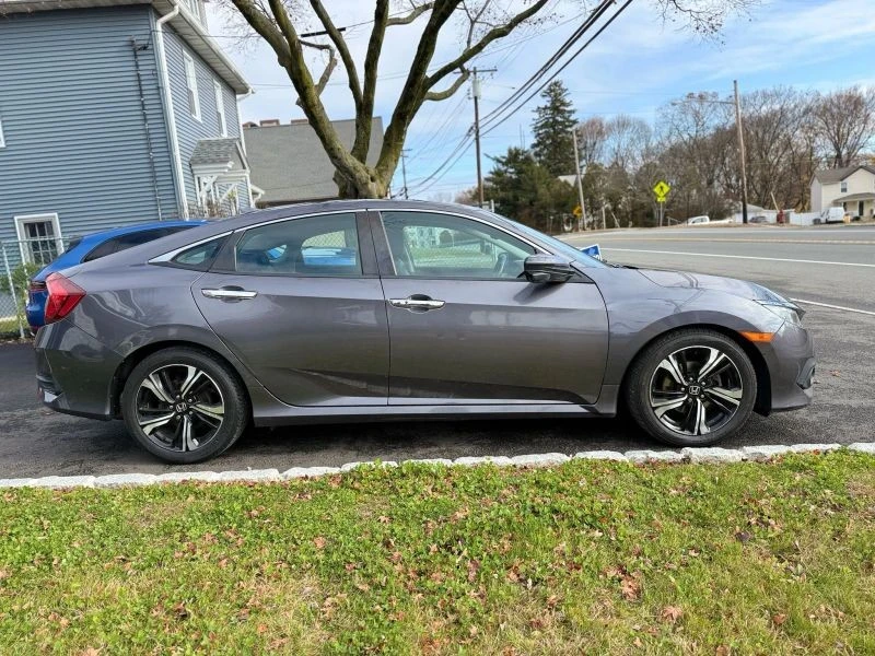 2016 Honda Civic 10th Gen - Image 5 of 12