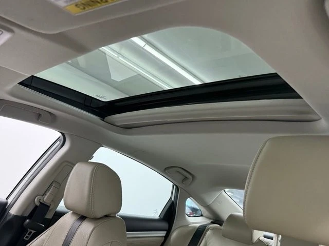 2016 Honda Civic 10th Gen - Image 19 of 21