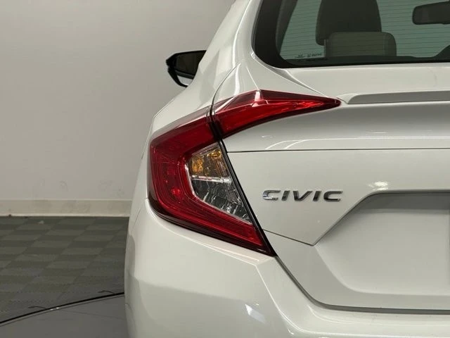 2016 Honda Civic 10th Gen - Image 9 of 21