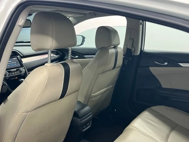 2016 Honda Civic 10th Gen - Image 10 of 11