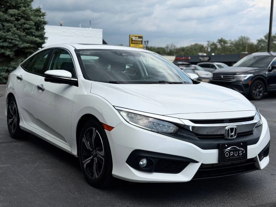 2016 Honda Civic 10th Gen - Image 7 of 23