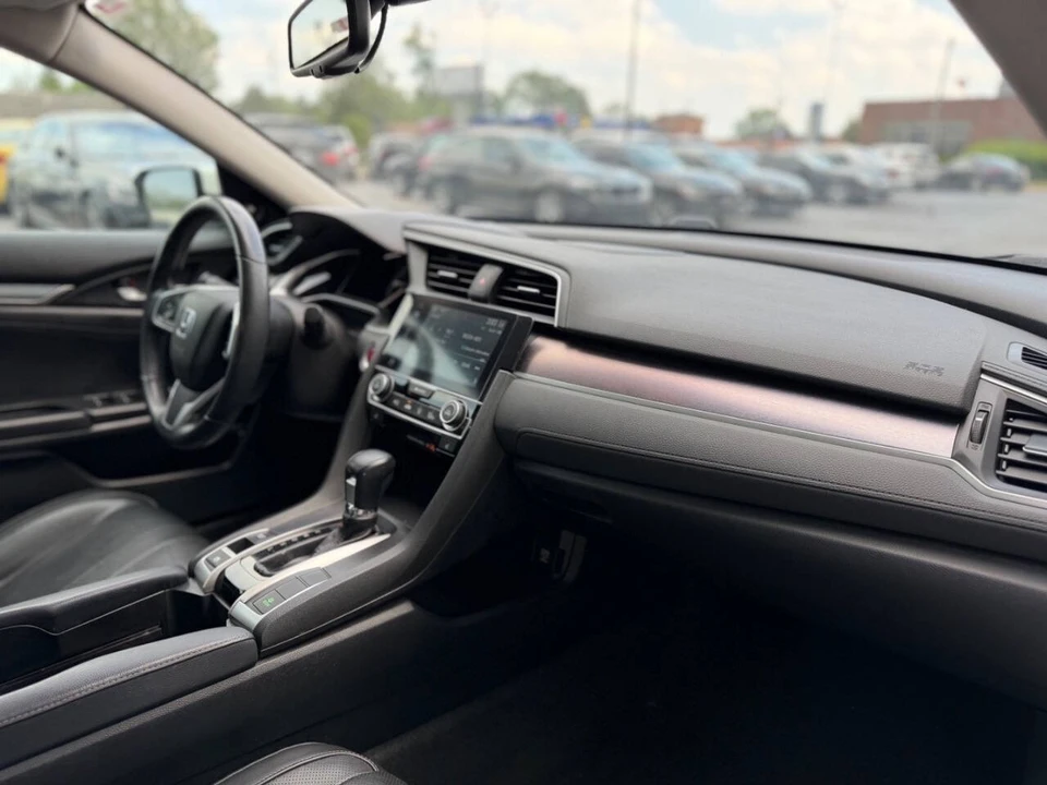 2016 Honda Civic 10th Gen - Image 16 of 23