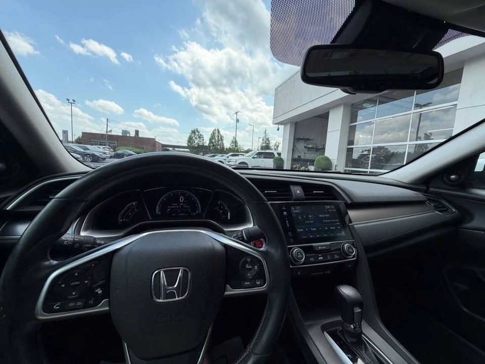 2016 Honda Civic 10th Gen - Image 17 of 23