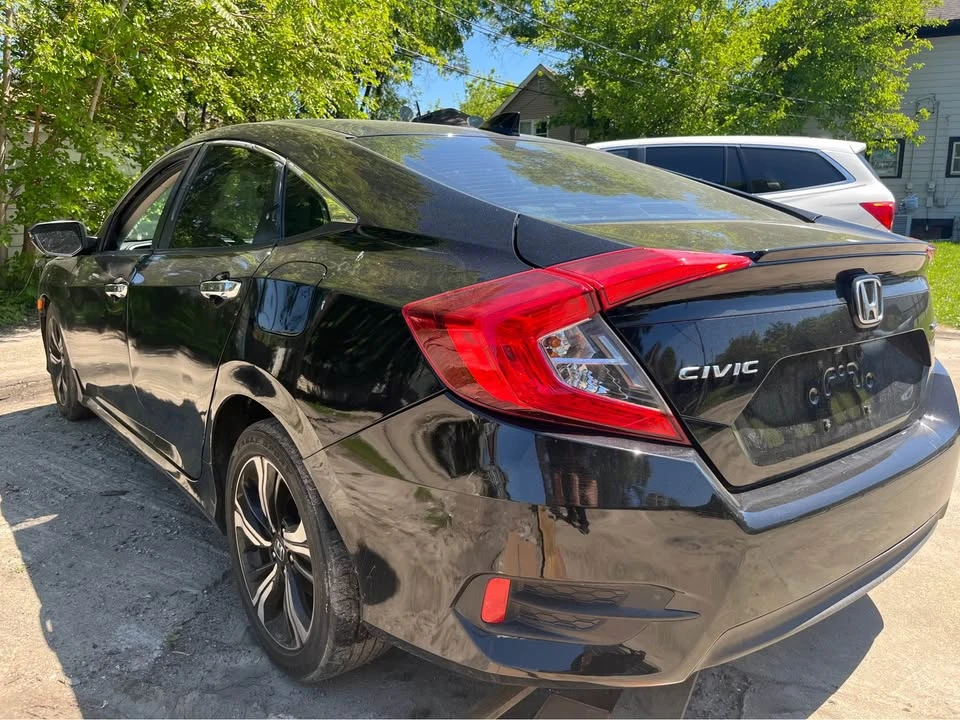 2016 Honda Civic 10th Gen - Image 6 of 11