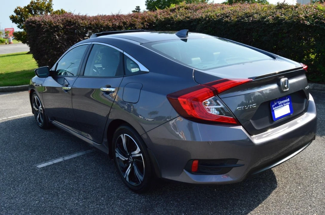 2016 Honda Civic 10th Gen - Image 2 of 29