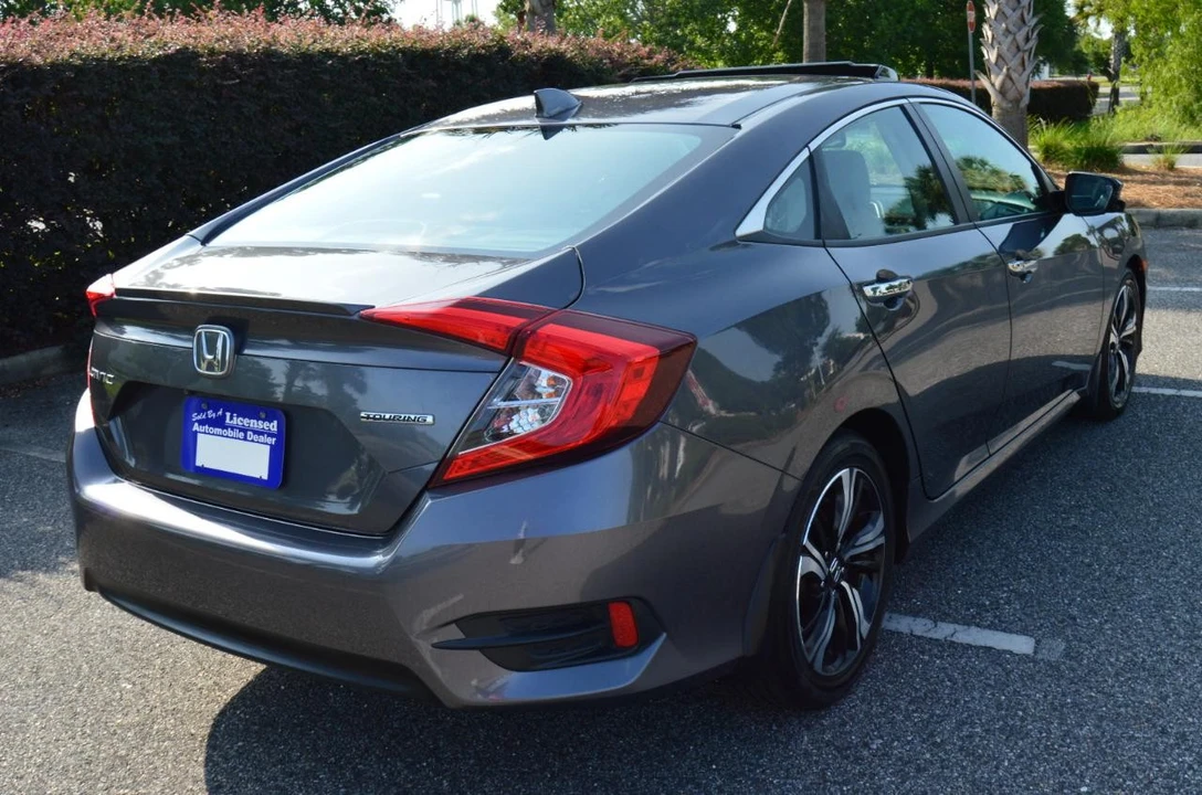 2016 Honda Civic 10th Gen - Image 10 of 29