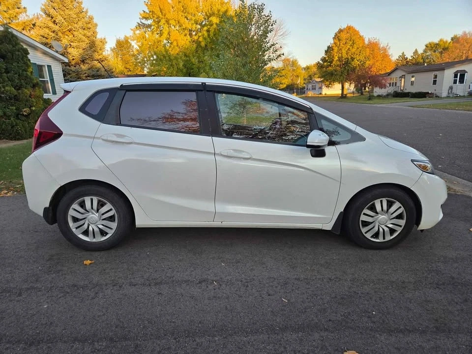 2016 Honda Fit - Image 3 of 7