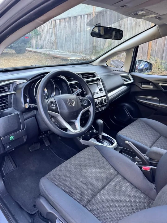 2016 Honda Fit - Image 11 of 12