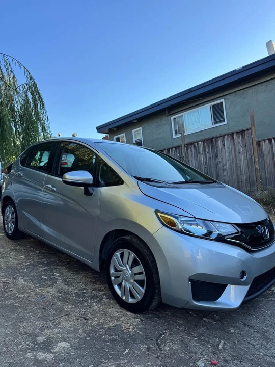 2016 Honda Fit - Image 2 of 12