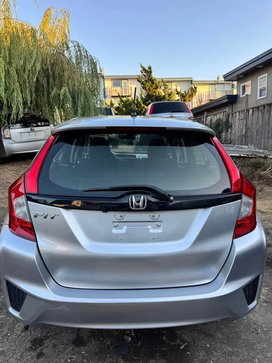 2016 Honda Fit - Image 9 of 12