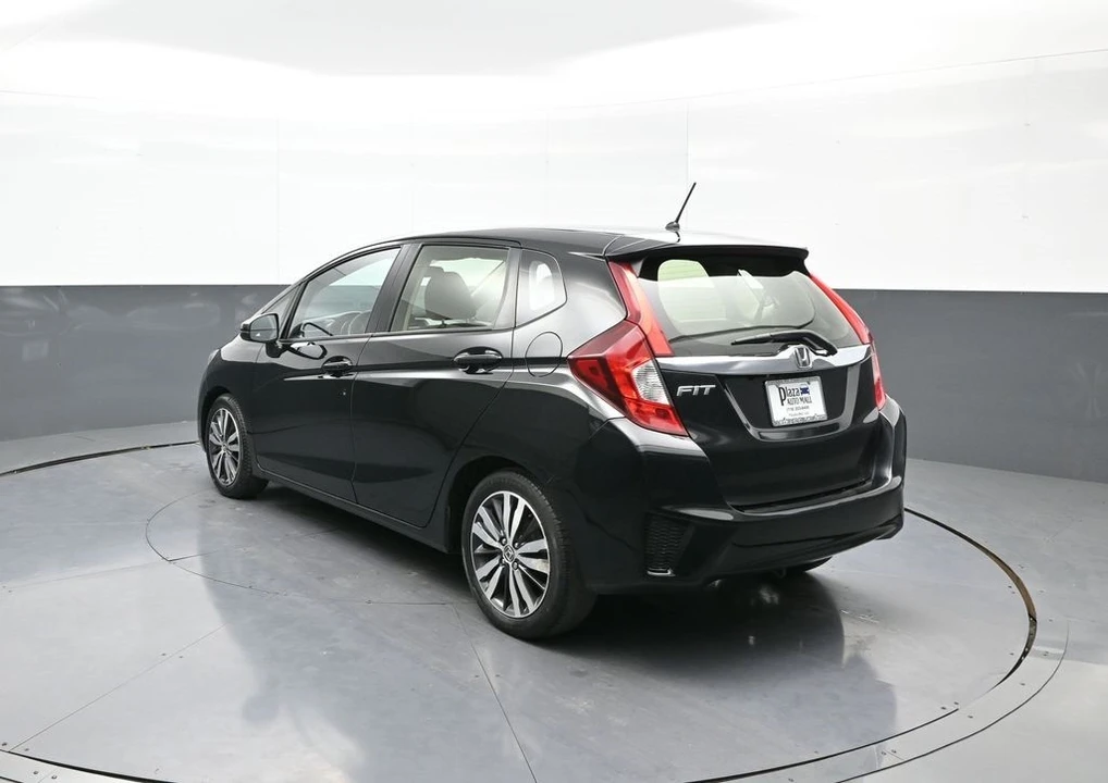 2016 Honda Fit - Image 8 of 12