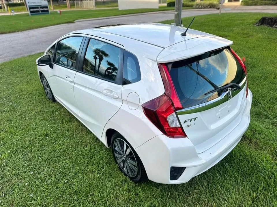 2016 Honda Fit - Image 4 of 14