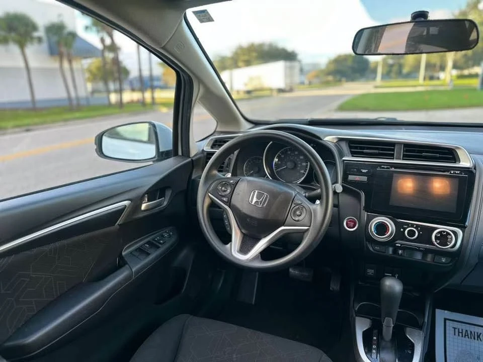 2016 Honda Fit - Image 10 of 14
